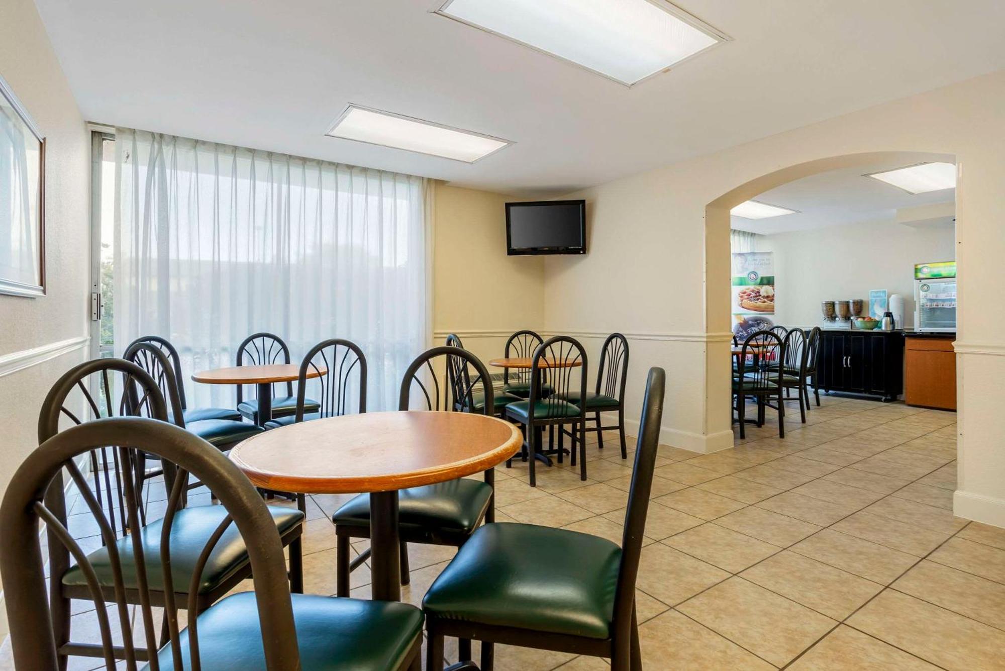 Quality Inn & Suites Nrg Park - Medical Center Houston Dış mekan fotoğraf