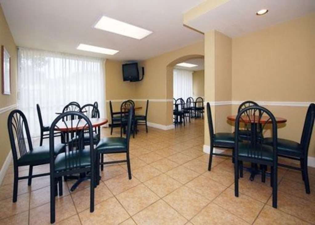 Quality Inn & Suites Nrg Park - Medical Center Houston Restoran fotoğraf